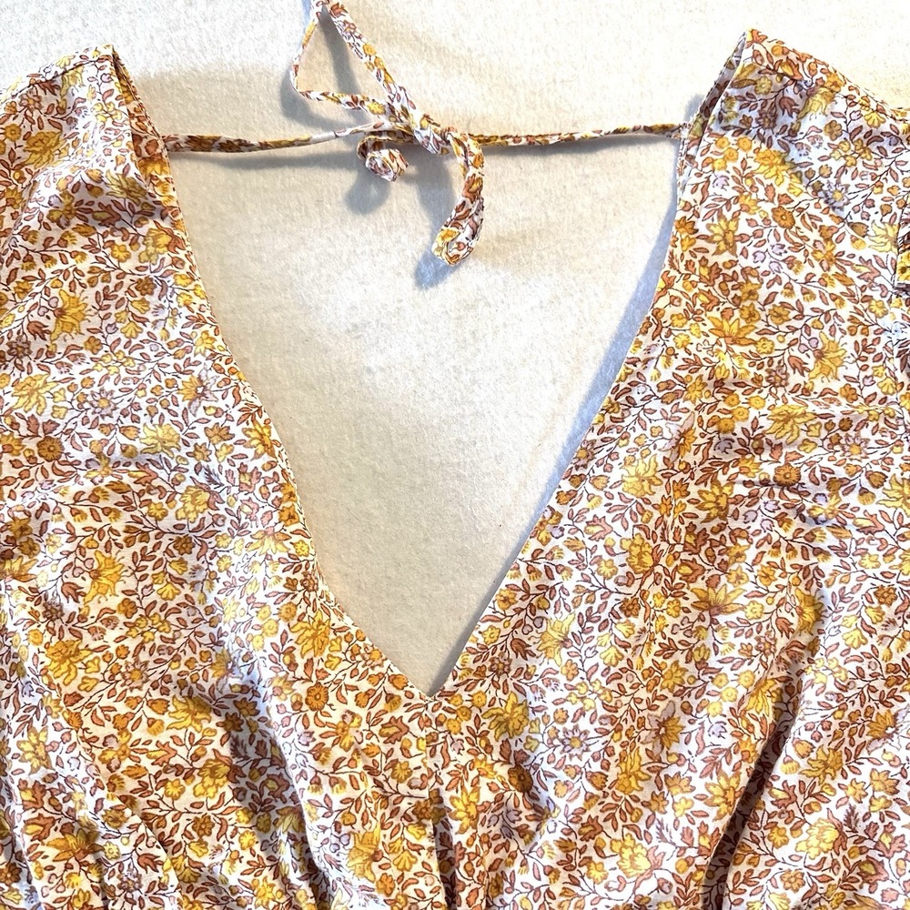 J‎ Crew sz 10 Puff-Sleeve V-Neck Top Yellow Scattered Blooms Floral Print - Picture 6 of 16
